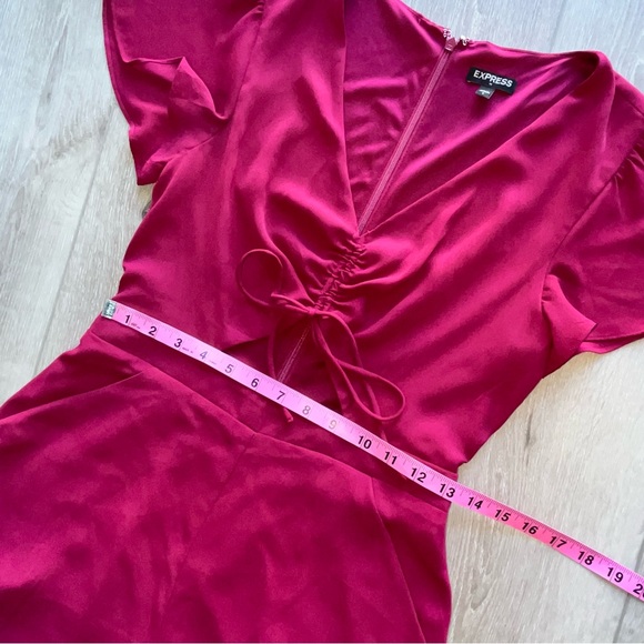 Express Romper Cutout Fluttersleeve shorts 4 burgundy - Picture 4 of 7